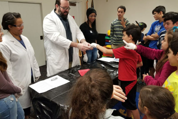 1-27-18-science-in-the-city-dissections-workshop-at-miami-lakes-library-20 Exploring Parallels Between Animal and Human Anatomy STEM Workshop at Miami Lakes Library
